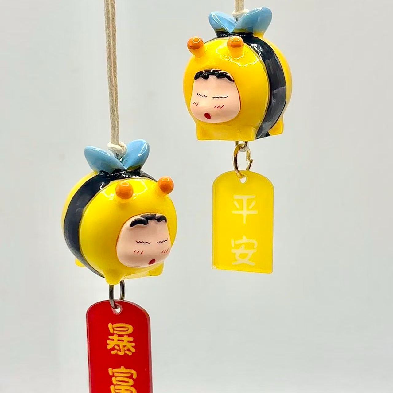 Figurine de cosplay d'abeille  - Tech Car Accessories avis et prix